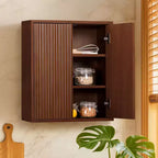 Armoire murale bohème moderne à 2 portes avec bois massif et façades cannelées contemporaines