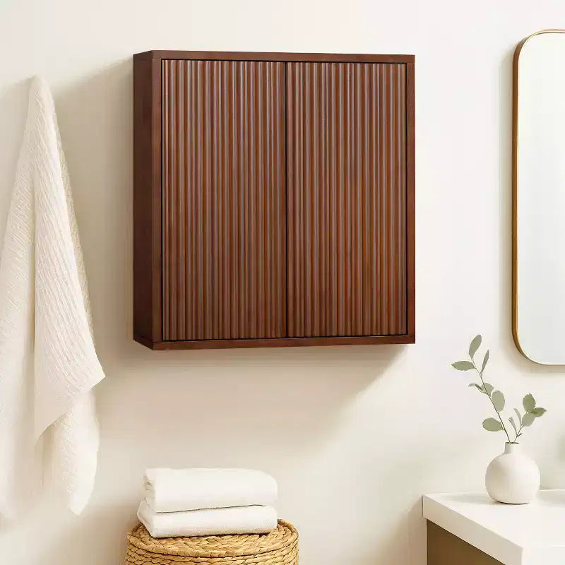 Armoire murale bohème moderne à 2 portes avec bois massif et façades cannelées contemporaines