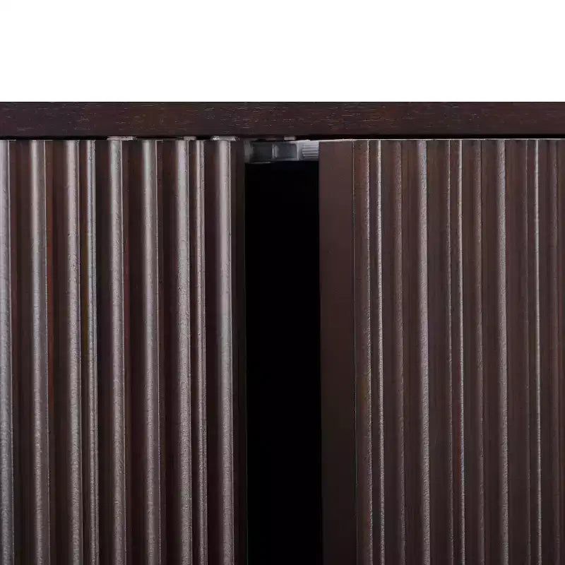 Armoire murale bohème moderne à 2 portes avec bois massif et façades cannelées contemporaines