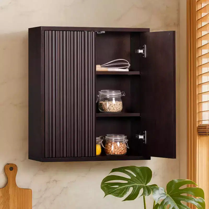 Armoire murale bohème moderne à 2 portes avec bois massif et façades cannelées contemporaines